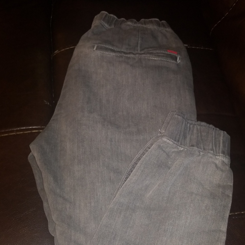 Mens small Bullhead joggers